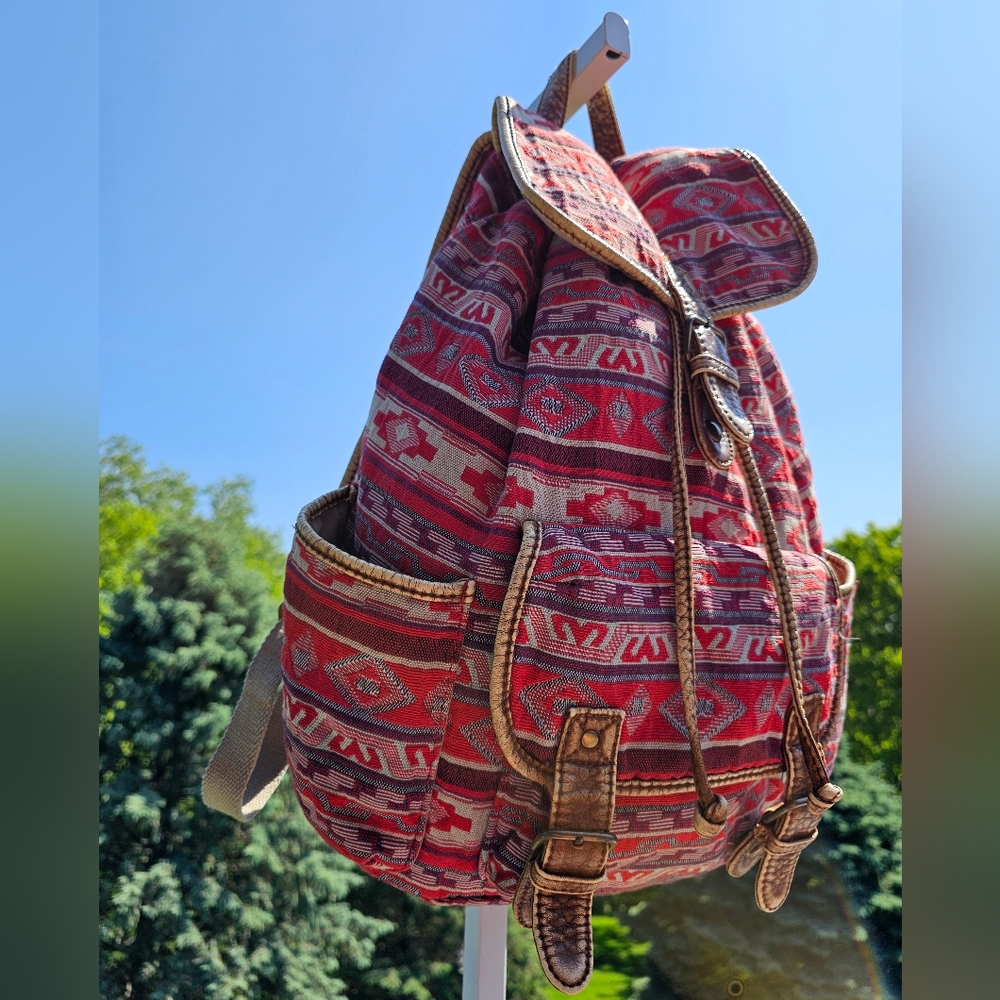 AEROPOSTALE Tribal Design Drawstring Backpack w/Distressed Leather Trim - Picture 3 of 7